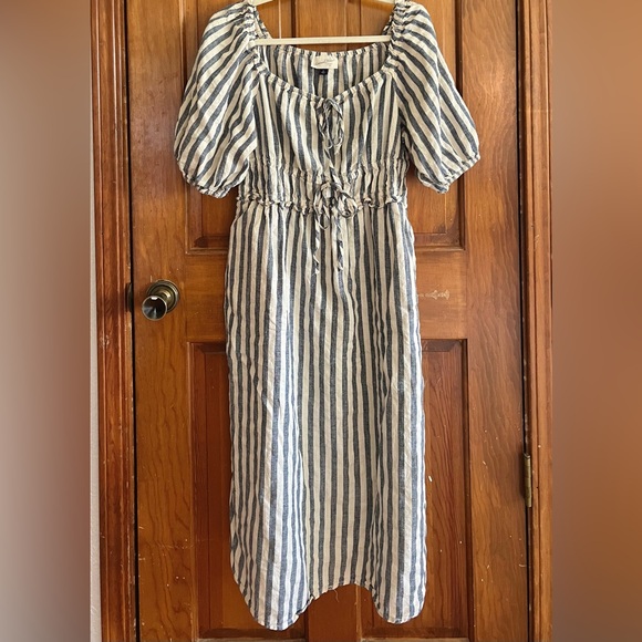 Universal Thread Blue and White Striped Maxi Dress - Picture 1 of 1